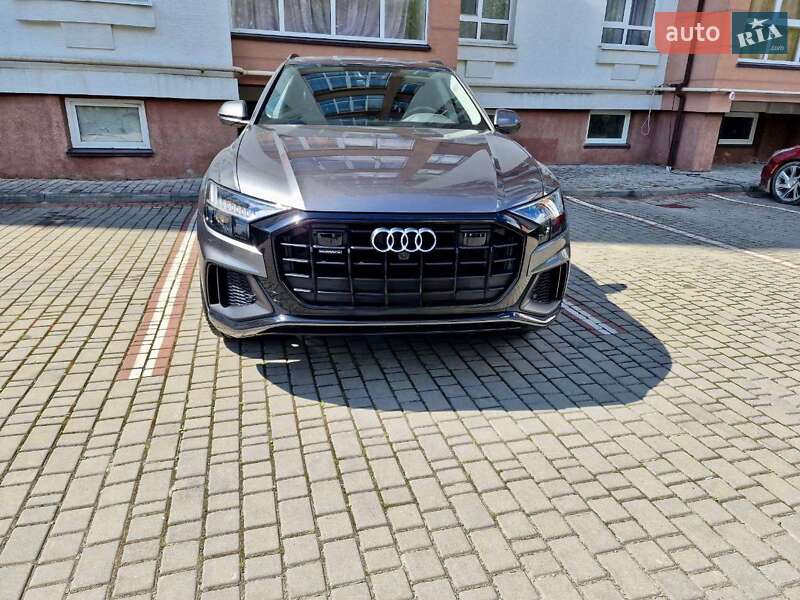 Внедорожник / Кроссовер Audi Q8 2020 в Ивано-Франковске