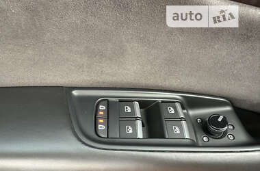 Позашляховик / Кросовер Audi Q8 2018 в 