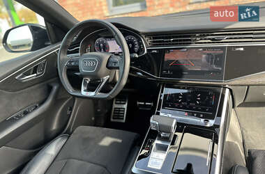 Позашляховик / Кросовер Audi Q8 2020 в Луцьку