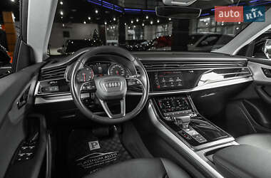 Внедорожник / Кроссовер Audi Q8 2018 в Ужгороде