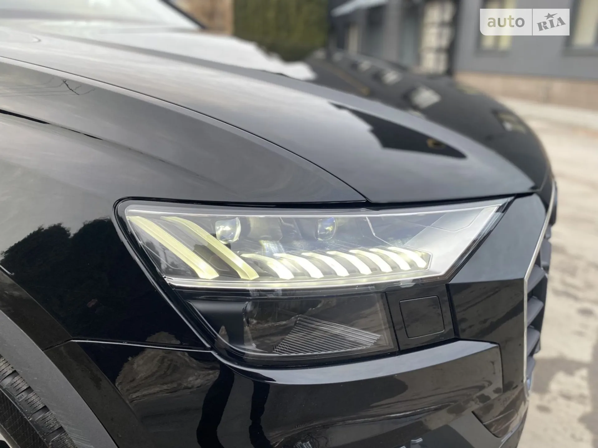 2020 Audi Q8 - мініатюра 8