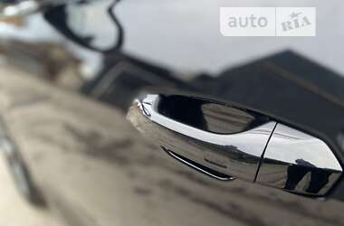 Позашляховик / Кросовер Audi Q8 2020 в 