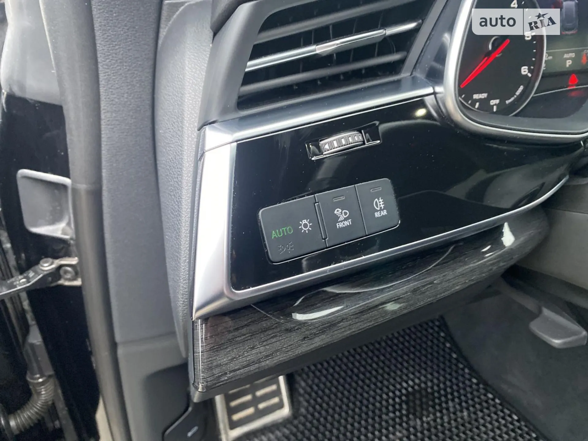 2020 Audi Q8 - мініатюра 24