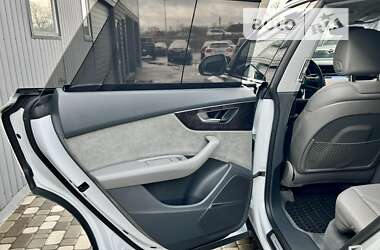 Позашляховик / Кросовер Audi Q8 2021 в Києві