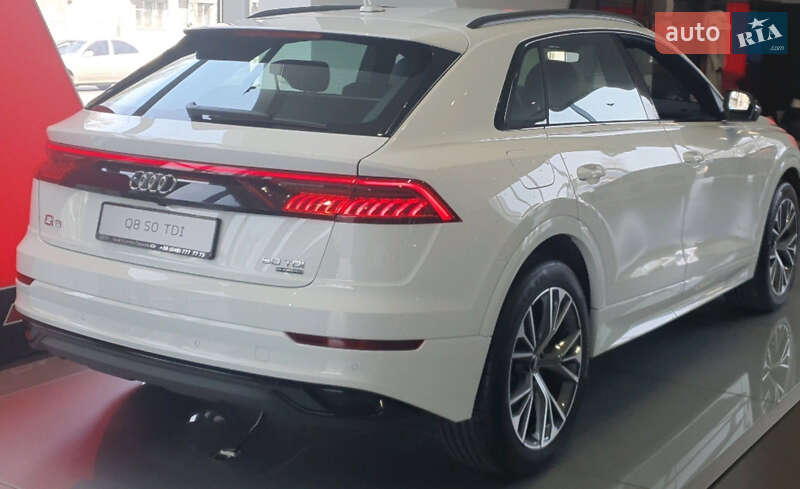 Внедорожник / Кроссовер Audi Q8 2020 в Одессе