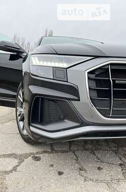 Позашляховик / Кросовер Audi Q8 2021 в Запоріжжі