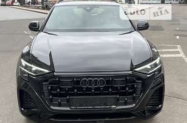 Внедорожник / Кроссовер Audi Q8 2024 в 