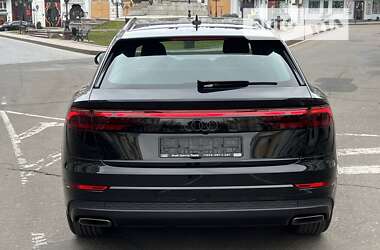 Внедорожник / Кроссовер Audi Q8 2024 в 