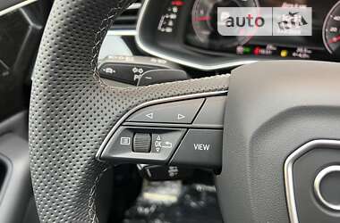Внедорожник / Кроссовер Audi Q8 2024 в 