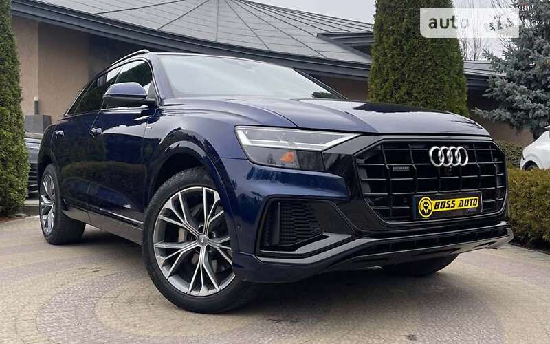 Позашляховик / Кросовер Audi Q8 2020 в Львові