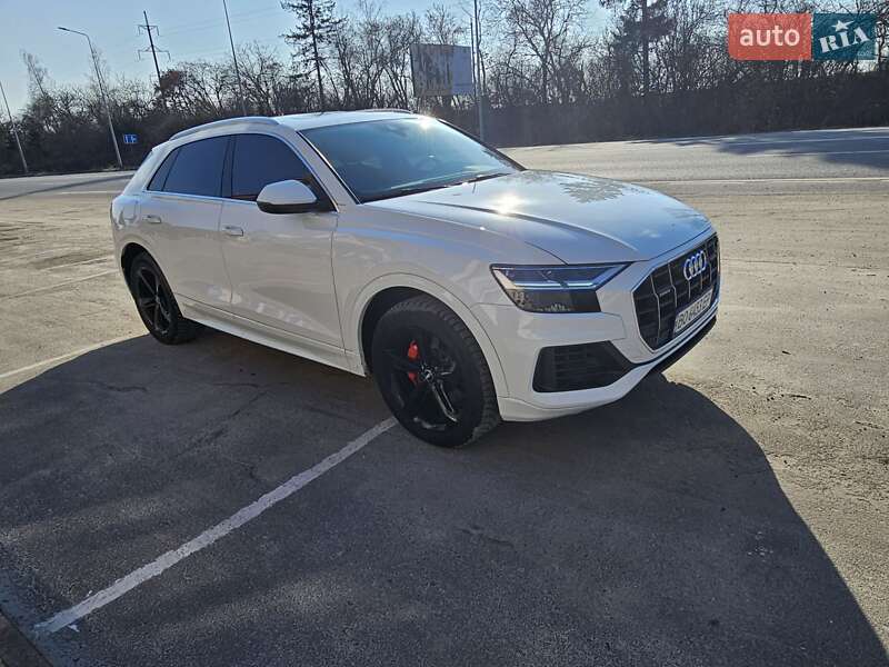 Внедорожник / Кроссовер Audi Q8 2018 в Тернополе