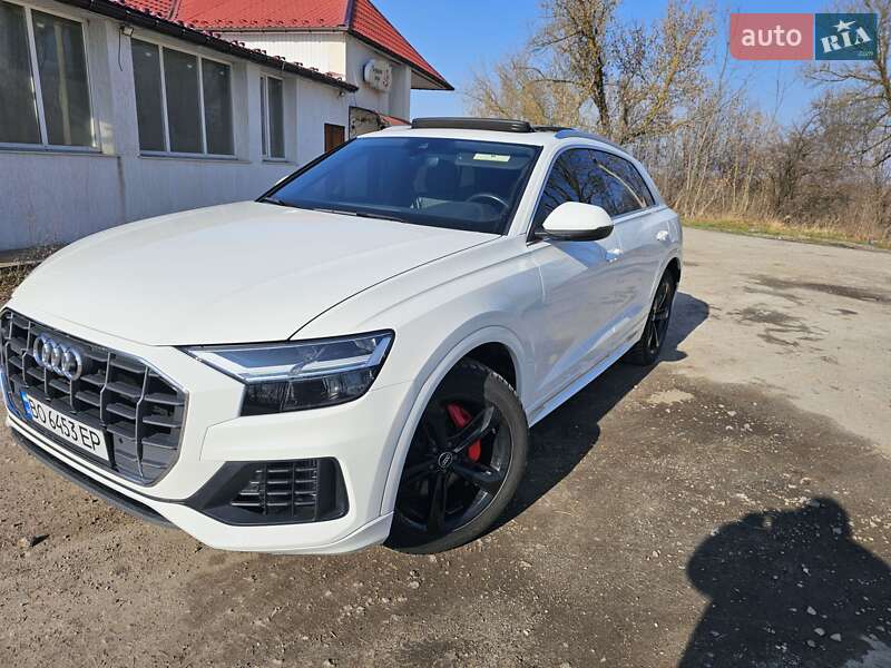 Внедорожник / Кроссовер Audi Q8 2018 в Тернополе