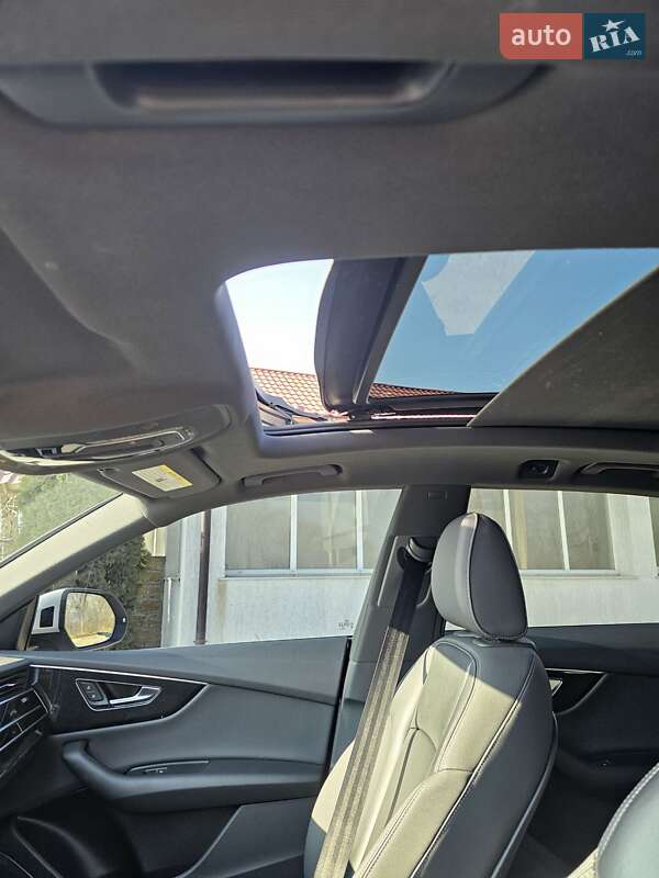 Внедорожник / Кроссовер Audi Q8 2018 в Тернополе