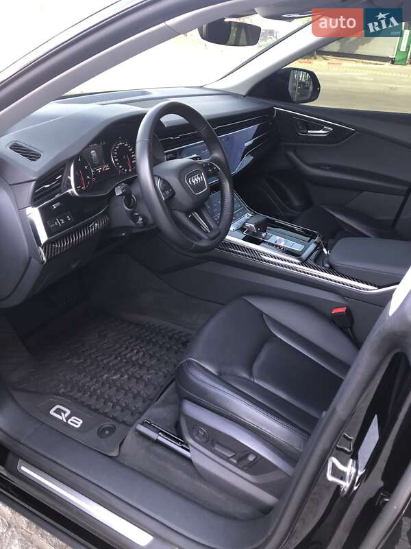 Внедорожник / Кроссовер Audi Q8 2018 в Днепре