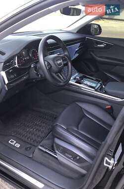 Внедорожник / Кроссовер Audi Q8 2018 в 