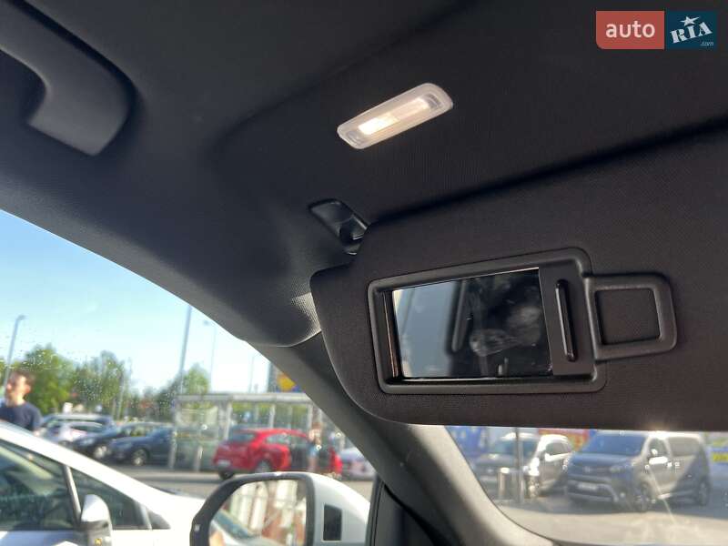 Позашляховик / Кросовер Audi Q8 2021 в Львові