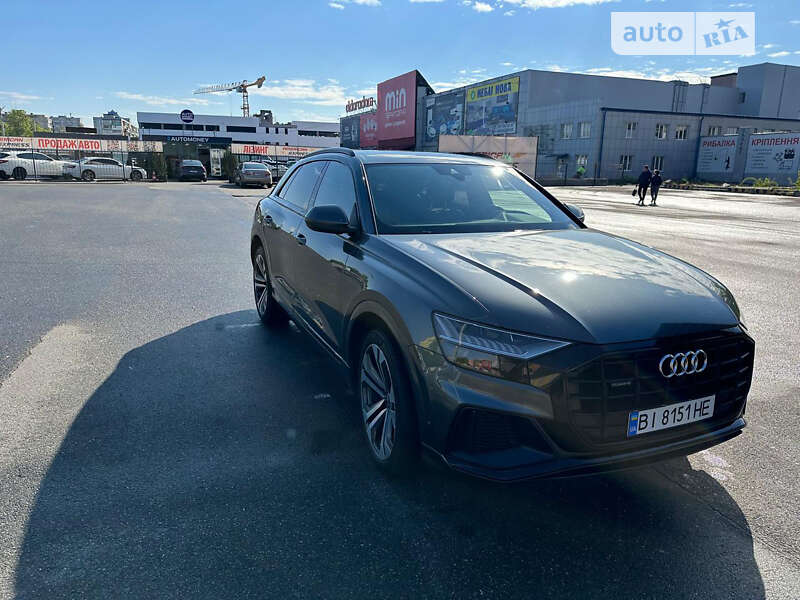 Внедорожник / Кроссовер Audi Q8 2020 в Киеве