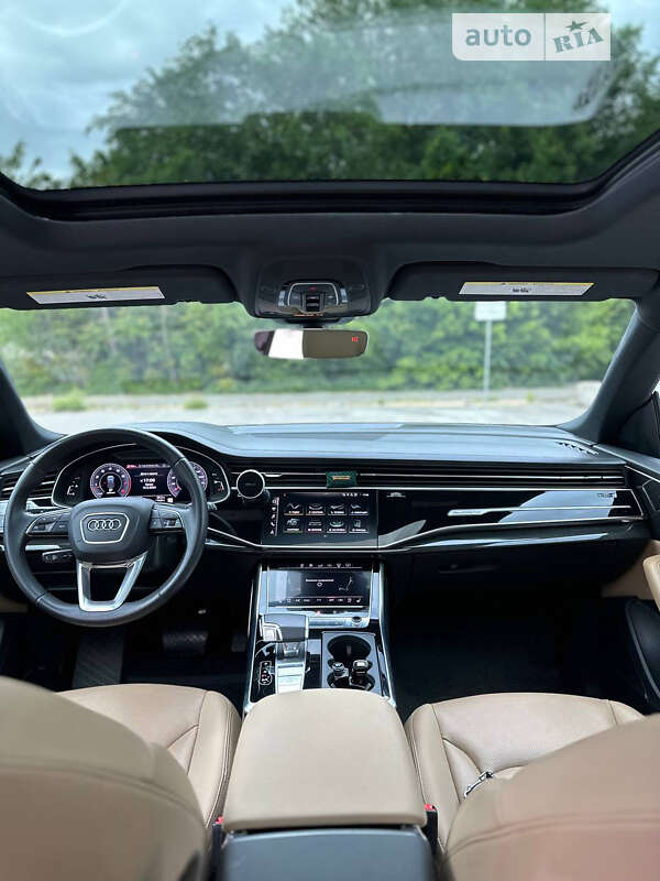 Внедорожник / Кроссовер Audi Q8 2020 в Днепре