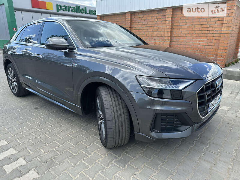 Внедорожник / Кроссовер Audi Q8 2023 в Измаиле