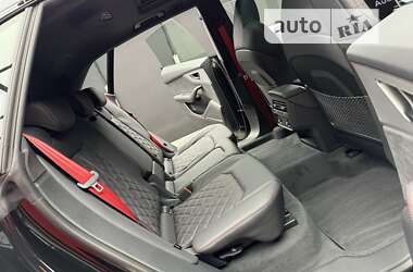 Внедорожник / Кроссовер Audi Q8 2024 в Киеве