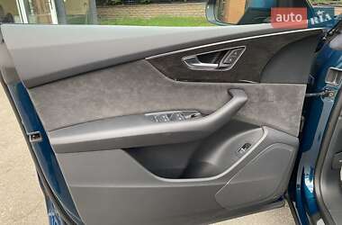 Позашляховик / Кросовер Audi Q8 2022 в Києві