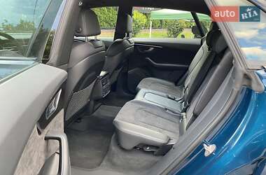 Позашляховик / Кросовер Audi Q8 2022 в Києві