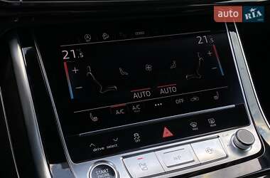 Позашляховик / Кросовер Audi Q8 2022 в Києві