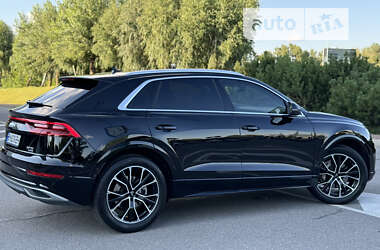 Позашляховик / Кросовер Audi Q8 2018 в Києві