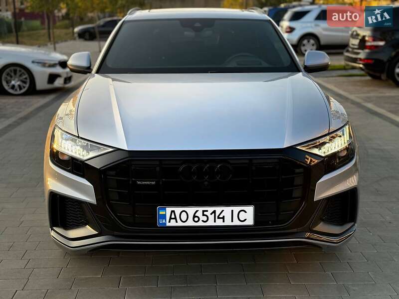 Внедорожник / Кроссовер Audi Q8 2021 в Ужгороде