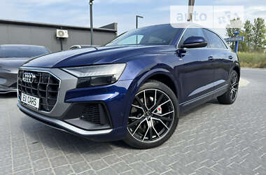 Внедорожник / Кроссовер Audi Q8 2020 в Ивано-Франковске