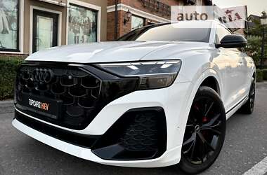 Внедорожник / Кроссовер Audi Q8 2024 в Киеве