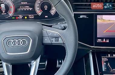 Внедорожник / Кроссовер Audi Q8 2024 в Киеве