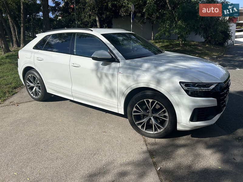 Audi Q8 2019