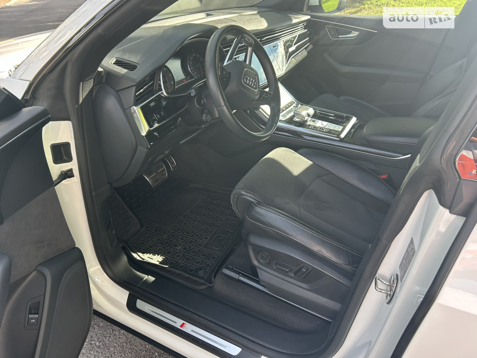 2019 Audi Q8 - мініатюра 10