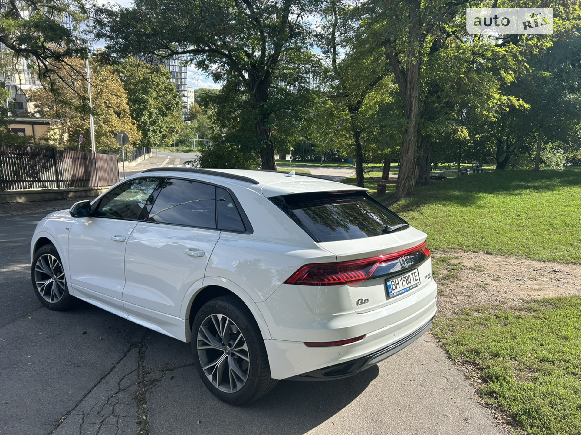 2019 Audi Q8 - мініатюра 5