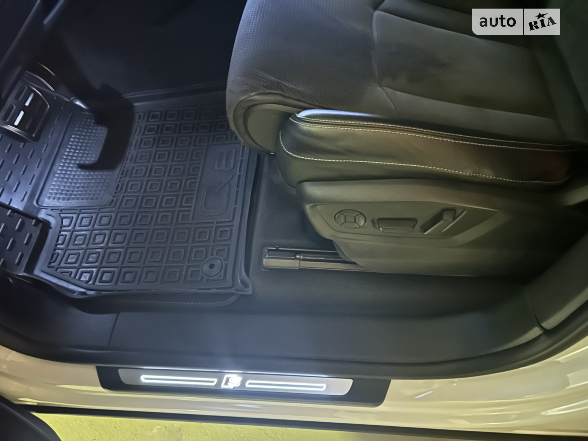 2019 Audi Q8 - мініатюра 22