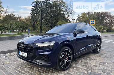 Внедорожник / Кроссовер Audi Q8 2019 в Киеве