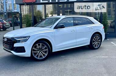 Позашляховик / Кросовер Audi Q8 2019 в Києві