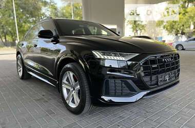 Внедорожник / Кроссовер Audi Q8 2021 в Днепре