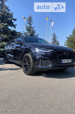 Позашляховик / Кросовер Audi Q8 2019 в Києві