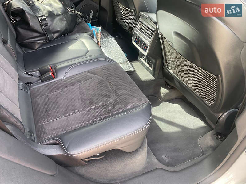 Позашляховик / Кросовер Audi Q8 2019 в Запоріжжі фото 17 Позашляховик / Кросовер Audi Q8 2019 в Запоріжжі