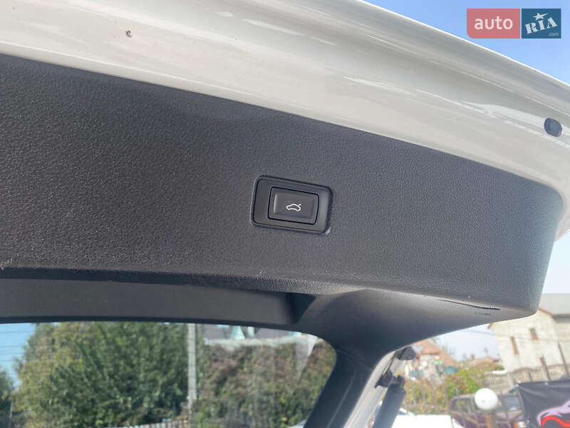 Позашляховик / Кросовер Audi Q8 2019 в Запоріжжі фото 34 Позашляховик / Кросовер Audi Q8 2019 в Запоріжжі