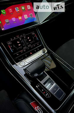 Внедорожник / Кроссовер Audi Q8 2018 в 