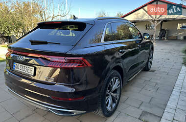 Внедорожник / Кроссовер Audi Q8 2020 в 