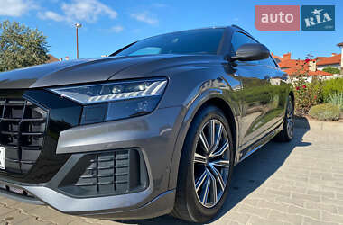 Внедорожник / Кроссовер Audi Q8 2021 в Одессе