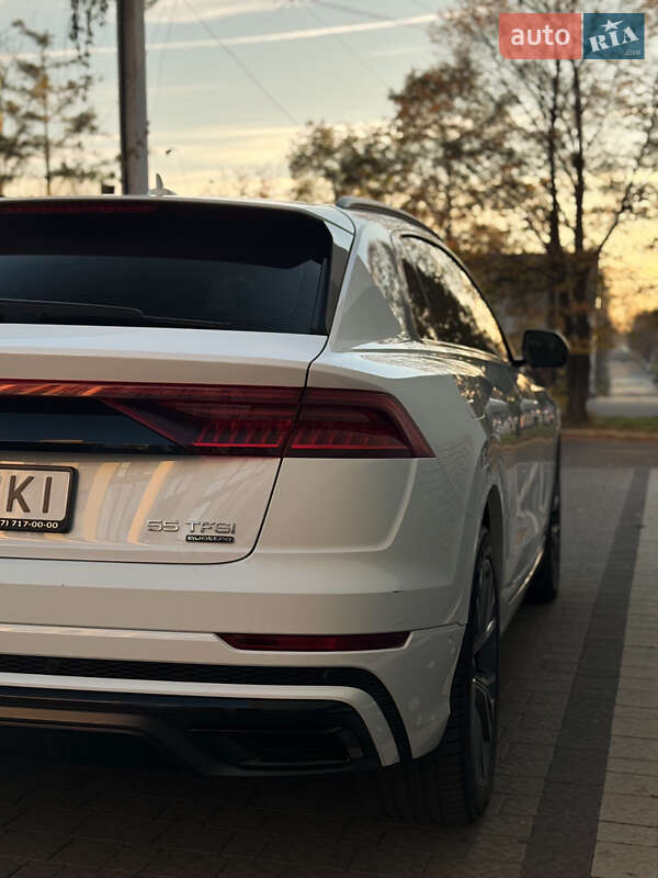 Внедорожник / Кроссовер Audi Q8 2018 в Ужгороде фото 13 Внедорожник / Кроссовер Audi Q8 2018 в Ужгороде