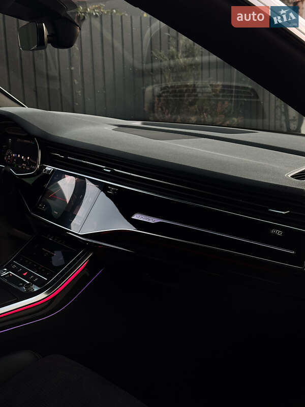 Внедорожник / Кроссовер Audi Q8 2018 в Ужгороде фото 20 Внедорожник / Кроссовер Audi Q8 2018 в Ужгороде