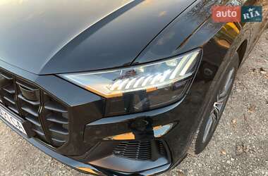 Позашляховик / Кросовер Audi Q8 2021 в Києві