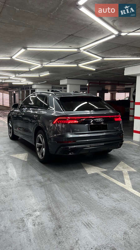 Внедорожник / Кроссовер Audi Q8 2018 в Одессе