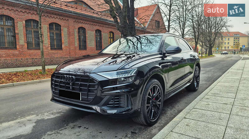 Позашляховик / Кросовер Audi Q8 2023 в Києві